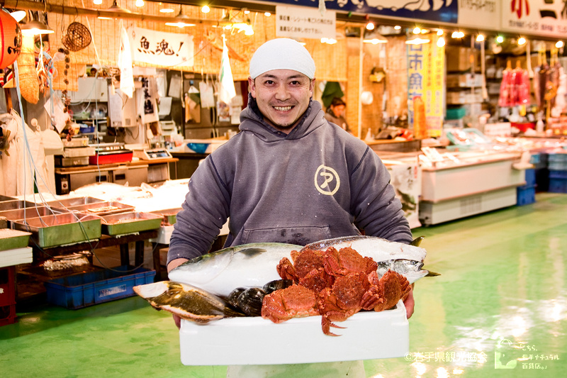 image: A local fish market on the Sanriku coast